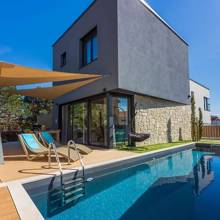 Amoris 4 - Hr-10894-01 By Interhome Hébergement de vacances *